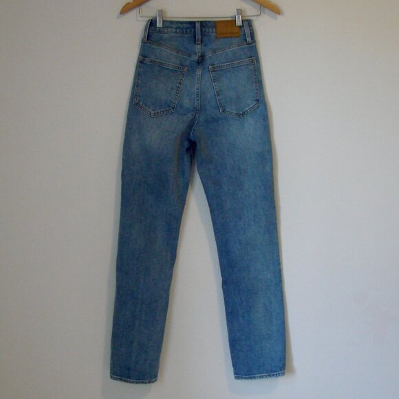 Aritzia Denim Forum Blue Straight Leg Jeans - Picture 11 of 16
